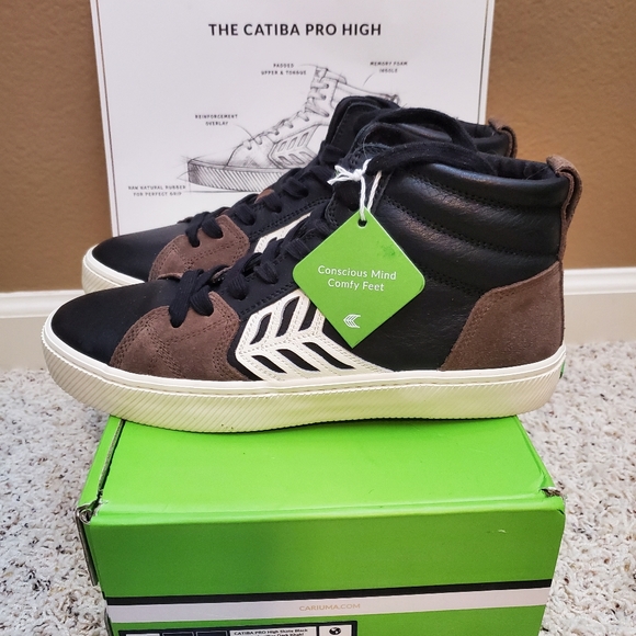 Cariuma Catiba Pro Skate High Tops W9.5 / M8, Black Premium Leather Dark Khaki - Picture 1 of 5